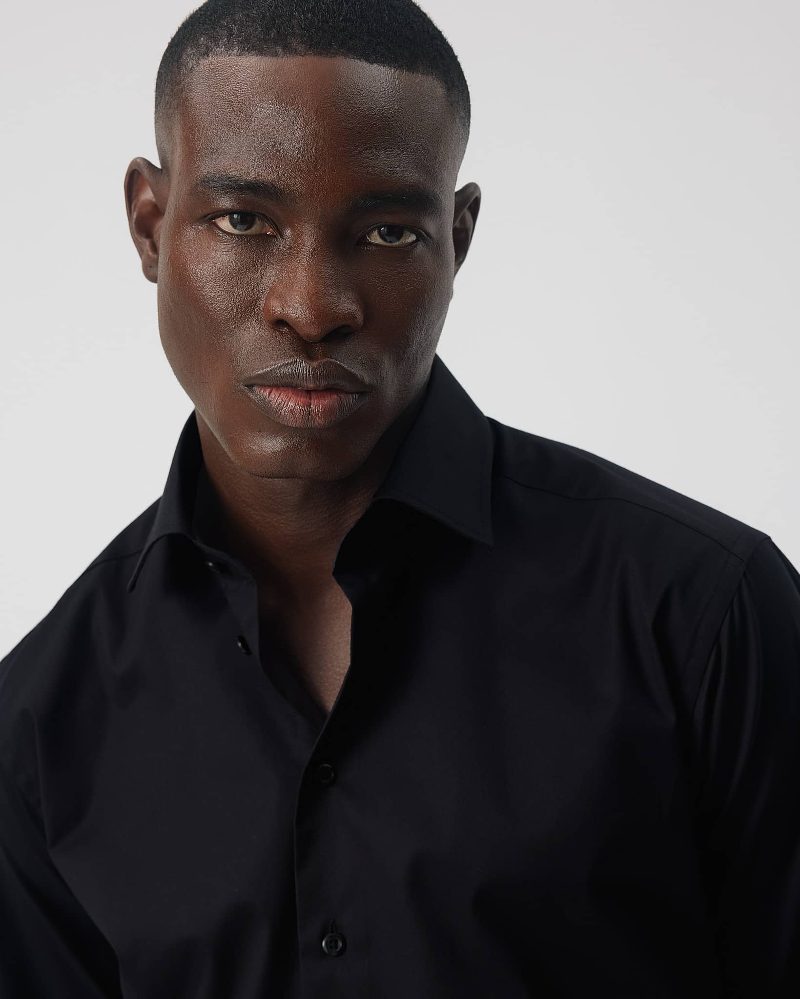 The Consultant 4.0 | Black